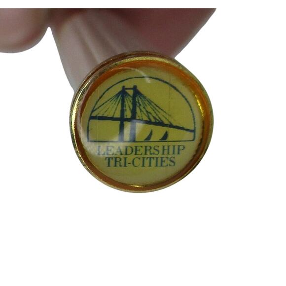 Vintage Fluor Hanford Richland Pen in Wood Box Stand - Leadership Tri-Cities Pen - Picture 6 of 7